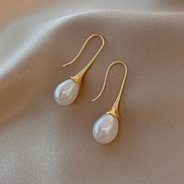 dangle & chandelier elegant gold color water drop simulation pearl earrings for women korean baroque pendientes femme fashion party jewelry, Silver
dangle & chandelier elegant gold color water drop simulation pearl earrings for women korean baroque pendientes femme fashion party jewelry, Silver