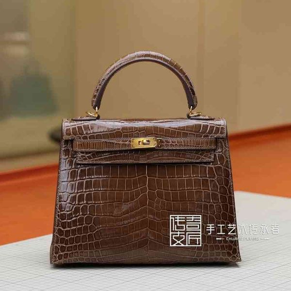 designer handbags 2021 women's herme bag kellys bag nile crocodile skin coffee kl28cm gold buckle single shoulder diagonal bag bb
designer handbags 2021 women's herme bag kellys bag nile crocodile skin coffee kl28cm gold buckle single shoulder diagonal bag bb