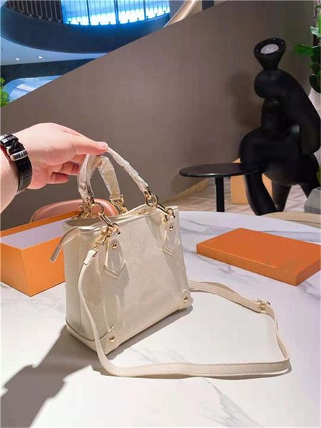 spring and summer bag designers women's handbags purses 2021 classic fashion crossbody bags advanced material wild seasons handbag four
spring and summer bag designers women's handbags purses 2021 classic fashion crossbody bags advanced material wild seasons handbag four