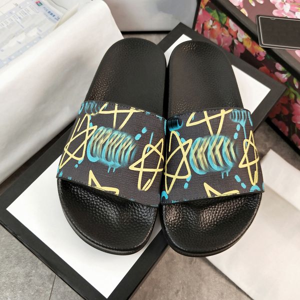 2022 designer slides mens womens slippers with original box dust bag fashion luxury summer sandals beach sneakers flowers printing leather p, Black
2022 designer slides mens womens slippers with original box dust bag fashion luxury summer sandals beach sneakers flowers printing leather p, Black