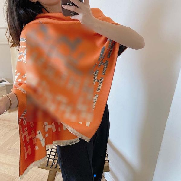 fashion designer cashmere scarf for women winter classic letter flower silk lace ring scarves size 180 * 65cm 4 colors option, Blue;gray
fashion designer cashmere scarf for women winter classic letter flower silk lace ring scarves size 180 * 65cm 4 colors option, Blue;gray