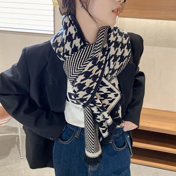 scarves 2021korean winter warm imitation cashmere women's scarf fashion short beard thickened outside withcold proofshawl, Blue;gray
scarves 2021korean winter warm imitation cashmere women's scarf fashion short beard thickened outside withcold proofshawl, Blue;gray