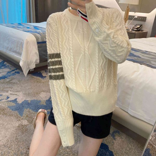 tb sweater 2021 autumn winter four bar striped twist round neck pullover sweater casual versatile slim long sleeve top, White;black
tb sweater 2021 autumn winter four bar striped twist round neck pullover sweater casual versatile slim long sleeve top, White;black