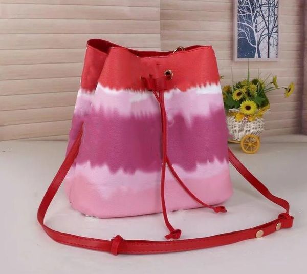luxurys designers bags bucket bag tie-dye printing designer handbag shoulder messenger outdoor
luxurys designers bags bucket bag tie-dye printing designer handbag shoulder messenger outdoor