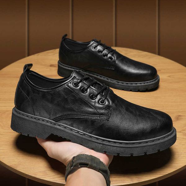 all black bright leather reflective trendy men's sho face night with suits and trousers college students wear work
all black bright leather reflective trendy men's sho face night with suits and trousers college students wear work