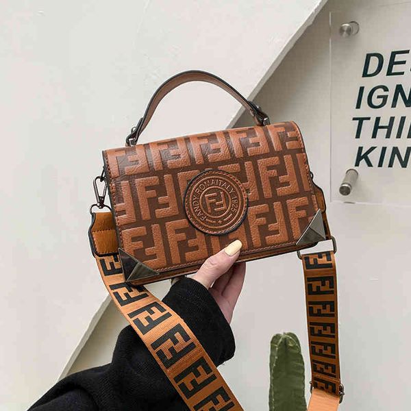 broadband small bag women's new square fashion simple single shoulder messenger handbag sale
broadband small bag women's new square fashion simple single shoulder messenger handbag sale