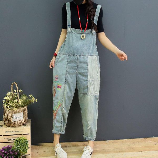 women's pants & capris washed denim overalls hit the color stitching embroidery strap jeans trousers female 2021, Black;white
women's pants & capris washed denim overalls hit the color stitching embroidery strap jeans trousers female 2021, Black;white