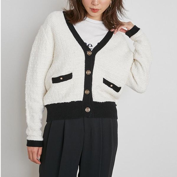 women's knits & tees japan style sweater coat women autumn 2021 elegant v neck long sleeve color contrast knitted cardigans office lady, White
women's knits & tees japan style sweater coat women autumn 2021 elegant v neck long sleeve color contrast knitted cardigans office lady, White