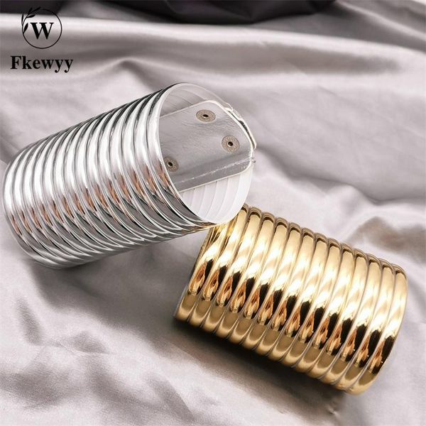 bangle fkewy bracelets circle luxury jewelry designers punk accessories buckle party women gothic jewellery gift girls, Black
bangle fkewy bracelets circle luxury jewelry designers punk accessories buckle party women gothic jewellery gift girls, Black