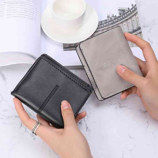 wallet korean small girl student pure color simple folding two fold thin large capacity zero, Red;black
wallet korean small girl student pure color simple folding two fold thin large capacity zero, Red;black