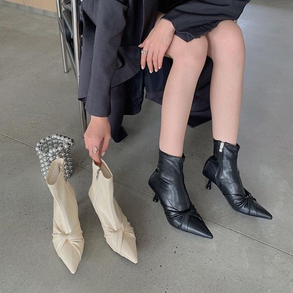 boots sock middle heels for women fashion shoes 2021 spring autumn ankle booties female leather lady pointed toe comfortabl, Black
boots sock middle heels for women fashion shoes 2021 spring autumn ankle booties female leather lady pointed toe comfortabl, Black