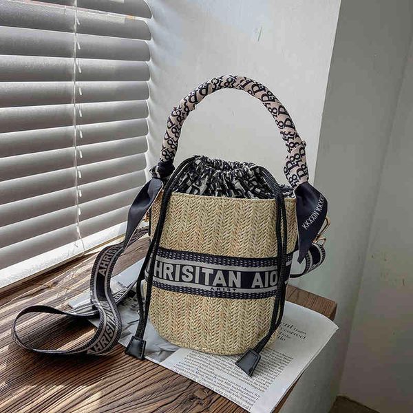 wholesale 2021 tide star's embroidery same new one straw shoulder portable bucket cross body woven bag yw ywluxurys designers bag
wholesale 2021 tide star's embroidery same new one straw shoulder portable bucket cross body woven bag yw ywluxurys designers bag