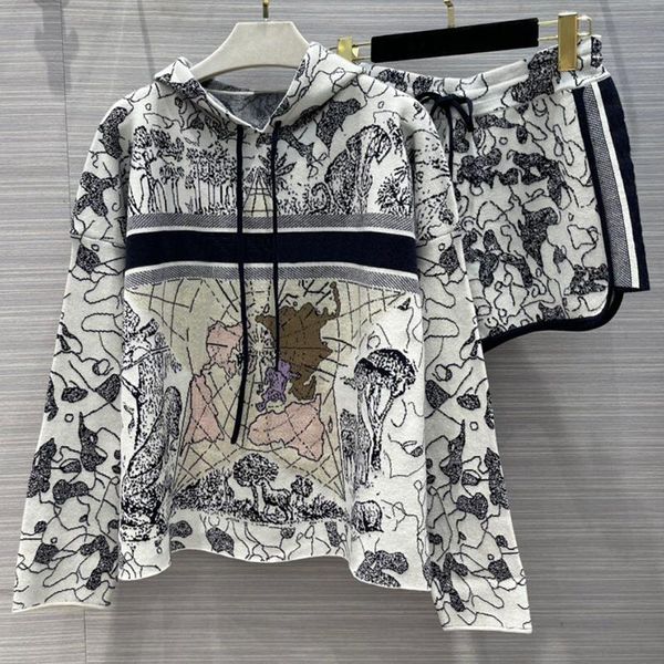women's tracksuits elastic waist shorts sets cashmere blends casual hoodie fashion animal pattern pullover lady 2021, Gray
women's tracksuits elastic waist shorts sets cashmere blends casual hoodie fashion animal pattern pullover lady 2021, Gray