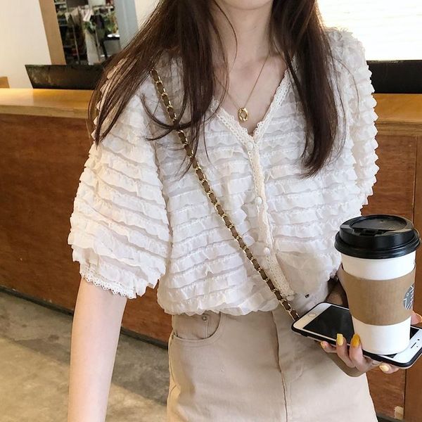 women's blouses & shirts heavy industry stereo chiffon shirt thin korean version loose and stitching lace small v-neck blouse, White
women's blouses & shirts heavy industry stereo chiffon shirt thin korean version loose and stitching lace small v-neck blouse, White
