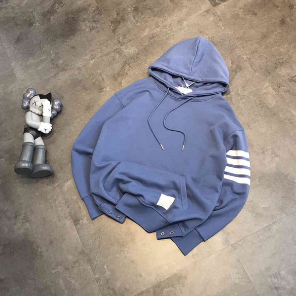 2021 korean version tb couple yarn dyed classic four bars loose casual versatile sports terry pullover hooded sweater autumn, Black
2021 korean version tb couple yarn dyed classic four bars loose casual versatile sports terry pullover hooded sweater autumn, Black