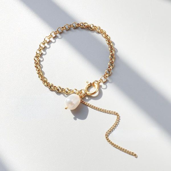 charm bracelets minar dainty gold color titanium steel twisted chain for women ladies genuine pearl pendant jewelry, Golden;silver
charm bracelets minar dainty gold color titanium steel twisted chain for women ladies genuine pearl pendant jewelry, Golden;silver