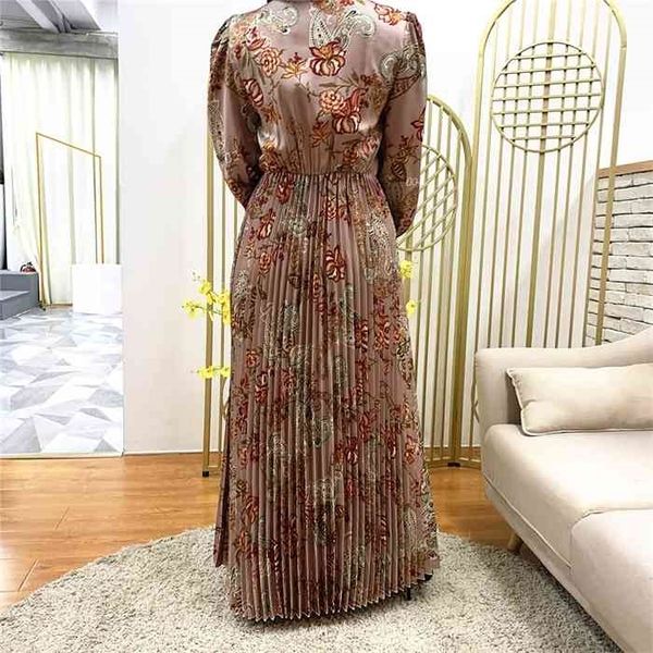 pleated kaftan dubai abaya turkey muslim fashion hijab dress islam clothing oman abayas for women vestidos robe musulman de mode, Red
pleated kaftan dubai abaya turkey muslim fashion hijab dress islam clothing oman abayas for women vestidos robe musulman de mode, Red