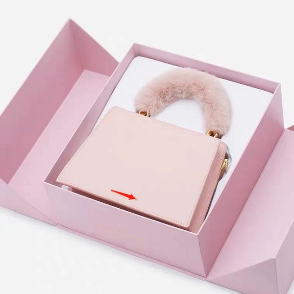 design s letter small with cover bag pink horizontal square solid color soft handle medium magnetic buckle korean version single
design s letter small with cover bag pink horizontal square solid color soft handle medium magnetic buckle korean version single
