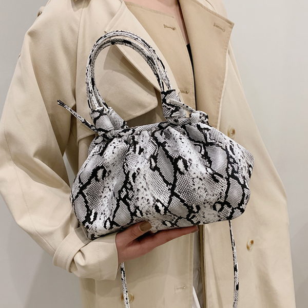 luxury women brand tote bags new snake print shoulder bag small pleated messenger bag ladies snakeskin pattern crossbody handbag
luxury women brand tote bags new snake print shoulder bag small pleated messenger bag ladies snakeskin pattern crossbody handbag