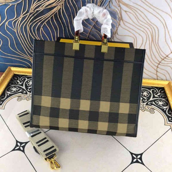 shopping bags quality large capacity tote bag amber double handle handbag lady retro shoulder pouch
shopping bags quality large capacity tote bag amber double handle handbag lady retro shoulder pouch