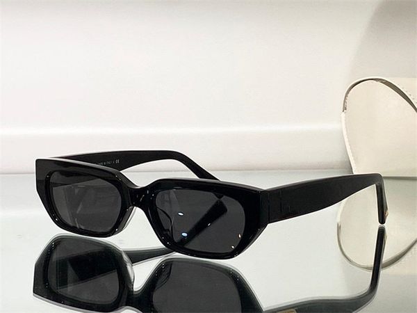sunglasses for women summer style anti-ultraviolet 4080 retro plate plank full frame fashion eyeglasses random box, White;black
sunglasses for women summer style anti-ultraviolet 4080 retro plate plank full frame fashion eyeglasses random box, White;black