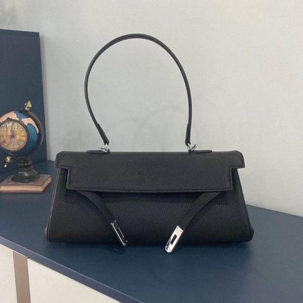 style retro leather lady bag fashion casual shoulder bags
style retro leather lady bag fashion casual shoulder bags