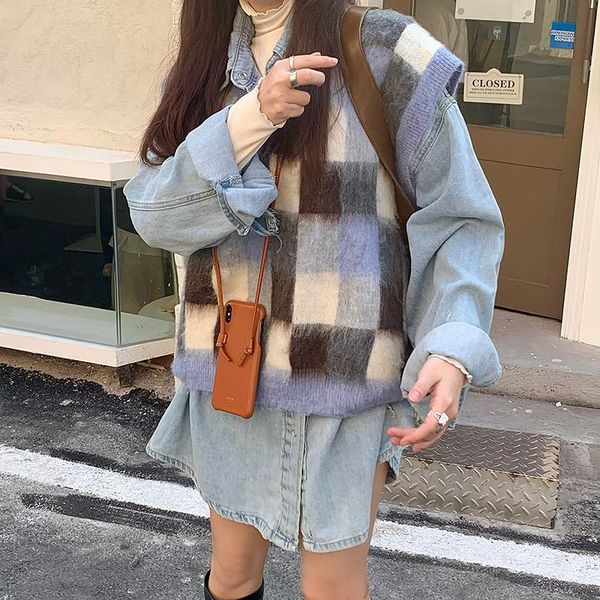 women's vests v-neck sweater vest plaid knitted women sleeveless retro casual pullover, Black;white
women's vests v-neck sweater vest plaid knitted women sleeveless retro casual pullover, Black;white