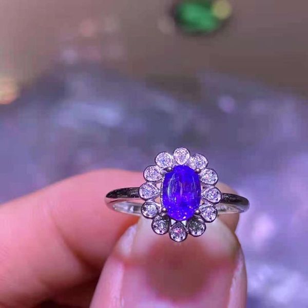 cluster rings s925 sterling silver natural tanzanite ring women's jewelry wedding engagement proposal anniversary gift blue nob, Golden;silver
cluster rings s925 sterling silver natural tanzanite ring women's jewelry wedding engagement proposal anniversary gift blue nob, Golden;silver