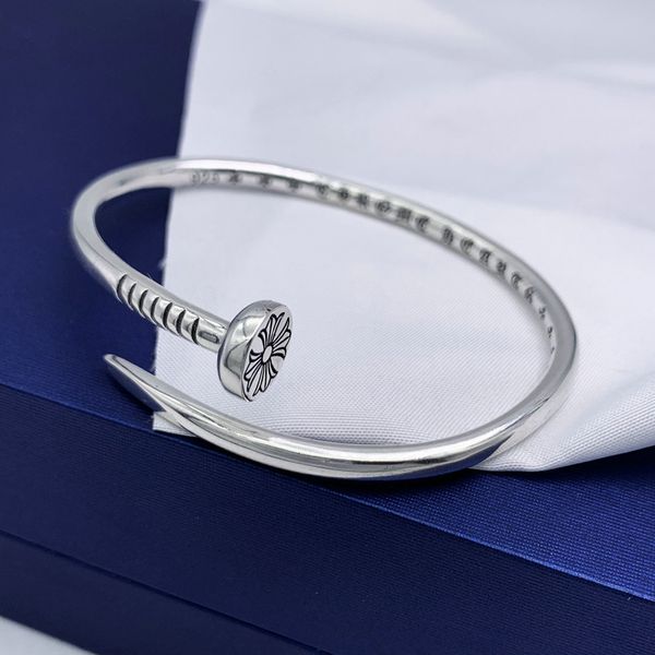 hearts/chrome classic crosin ch 925 sterling silver little daisy cross nail bracelet opening simple sen series small fresh bracelet
hearts/chrome classic crosin ch 925 sterling silver little daisy cross nail bracelet opening simple sen series small fresh bracelet