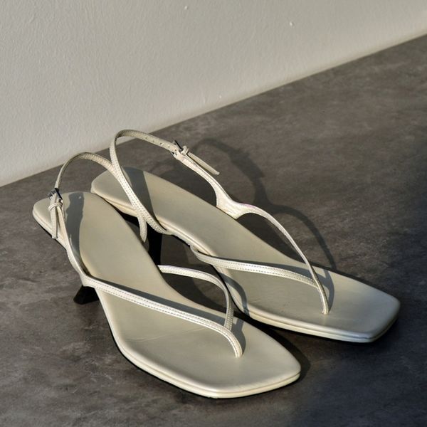 dress shoes sandals low-heeled with strap square toe med flip flops platform all-match suit female beige new low-heeled gladiator, Black
dress shoes sandals low-heeled with strap square toe med flip flops platform all-match suit female beige new low-heeled gladiator, Black