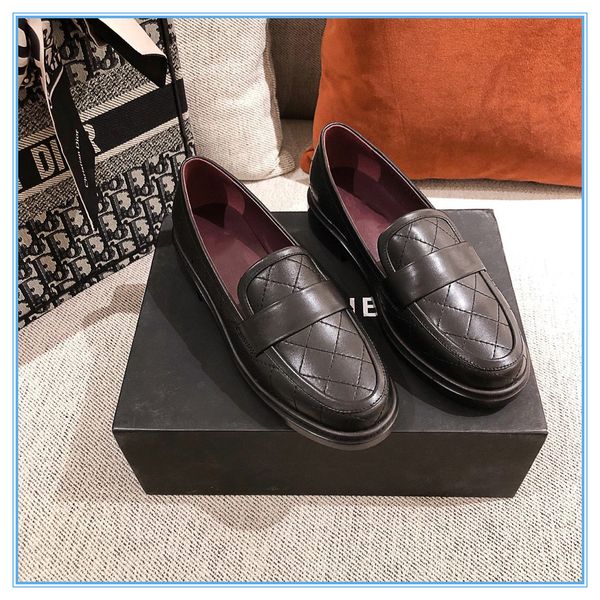 2021ss new arrival high-end women shoes fashion trend metal chain decoration wide flat shoes true leather lady dress business dress shoes si, Black
2021ss new arrival high-end women shoes fashion trend metal chain decoration wide flat shoes true leather lady dress business dress shoes si, Black