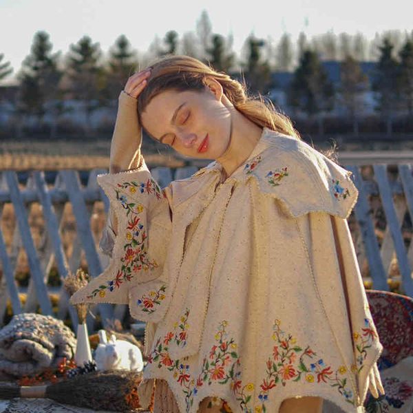 women's knits & tees original design autumn winter women cape coat korean sweet lolita style colorful embroidery all-match apricot ponc, White
women's knits & tees original design autumn winter women cape coat korean sweet lolita style colorful embroidery all-match apricot ponc, White
