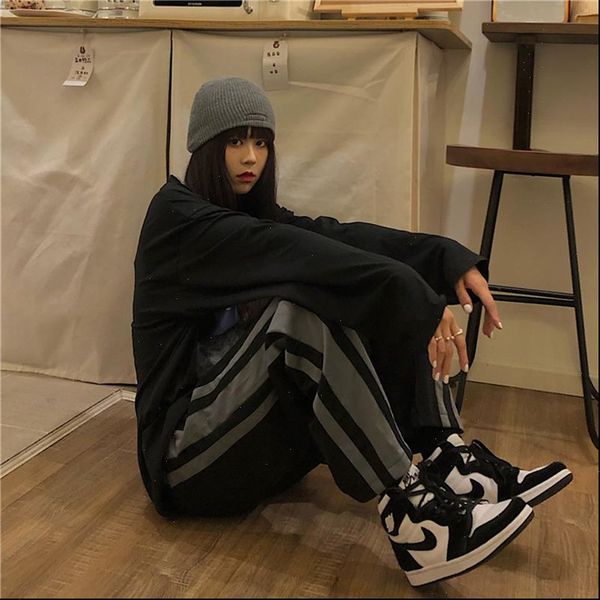 women pants autumn harajuku woman retro striped sports casual womens street straight high waist korean trousers, Black;white
women pants autumn harajuku woman retro striped sports casual womens street straight high waist korean trousers, Black;white