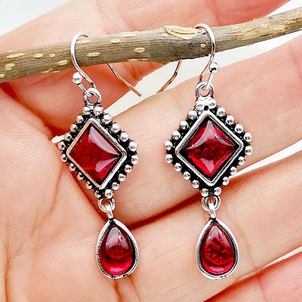 dangle & chandelier bohemia cardinal red stone women earrings gypsy ethnic onyx vintage jewelry antique silver color h4m066
dangle & chandelier bohemia cardinal red stone women earrings gypsy ethnic onyx vintage jewelry antique silver color h4m066