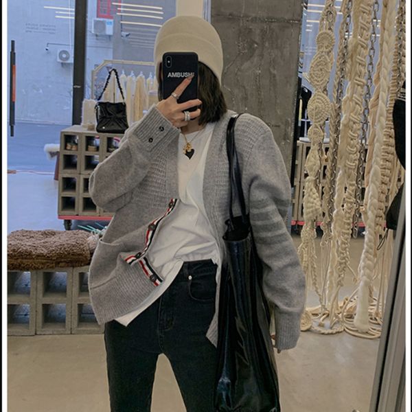 british v-neck contrast ribbon knit cardigan couple tb four bar stripe buckle casual sweater jacket women, White
british v-neck contrast ribbon knit cardigan couple tb four bar stripe buckle casual sweater jacket women, White