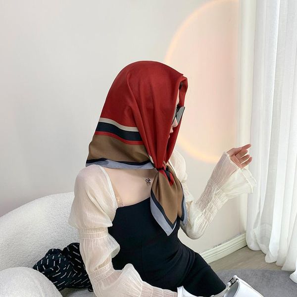 scarves 90cm * design scarf lady shawl printed silk felt headscarf square wrap 2021, Blue;gray
scarves 90cm * design scarf lady shawl printed silk felt headscarf square wrap 2021, Blue;gray