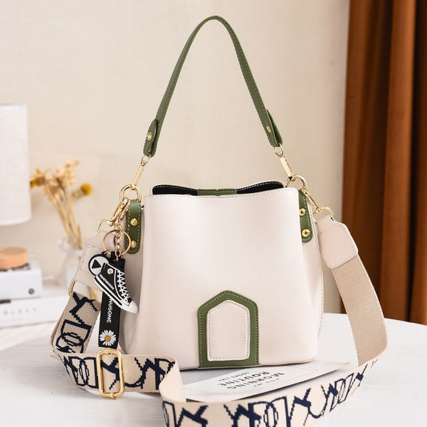 design hand 2021 new summer small fresh contrast pu bucket portable shoulder fashion messenger bag 9cqy
design hand 2021 new summer small fresh contrast pu bucket portable shoulder fashion messenger bag 9cqy
