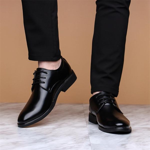spring summer classic business men's dress shoes fashion elegant formal wedding men slip on office oxford for, Black
spring summer classic business men's dress shoes fashion elegant formal wedding men slip on office oxford for, Black