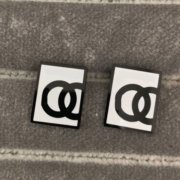 luxurious letter women designer studs gold plated square black oil stainless steel trendy earrings engagement jewelry wholesale, Golden;silver
luxurious letter women designer studs gold plated square black oil stainless steel trendy earrings engagement jewelry wholesale, Golden;silver
