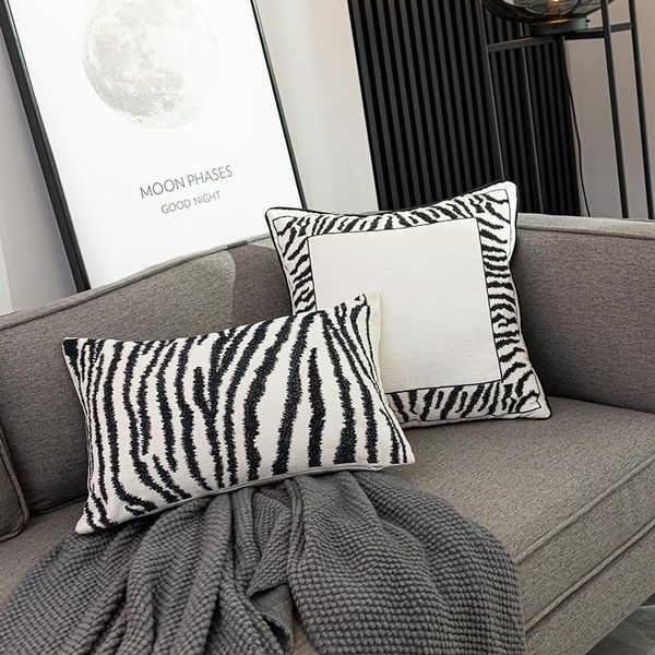 cushion/decorative pillow 2021 black and white american simple home furnishing chenille fabric pillowcase sofa striped zebra pattern
cushion/decorative pillow 2021 black and white american simple home furnishing chenille fabric pillowcase sofa striped zebra pattern