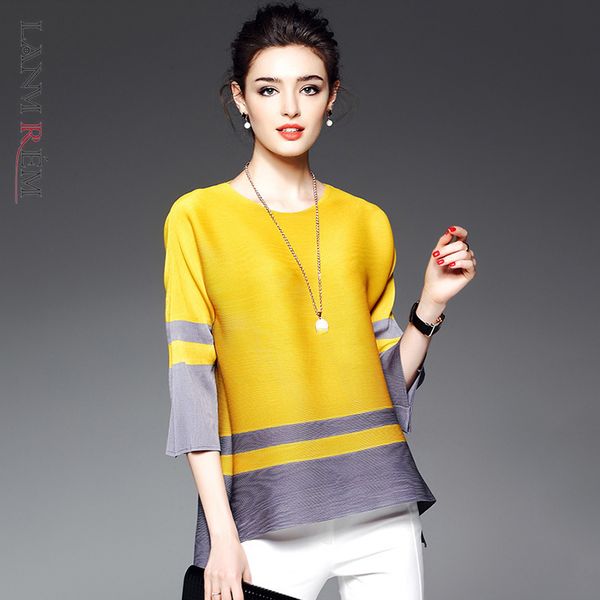 spring summer t-shirt simple fashion casual medium sleeve color matching female loose 2d1604 210507, White
spring summer t-shirt simple fashion casual medium sleeve color matching female loose 2d1604 210507, White
