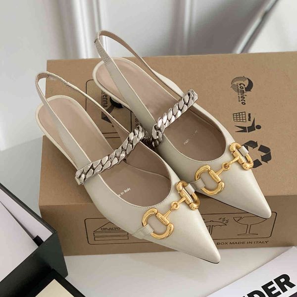 sandals slippers pointed back empty sandals 2021 early spring horse clasp chain low cat heel baotou fashion shallow mouth two wear lazy shoe, Black
sandals slippers pointed back empty sandals 2021 early spring horse clasp chain low cat heel baotou fashion shallow mouth two wear lazy shoe, Black