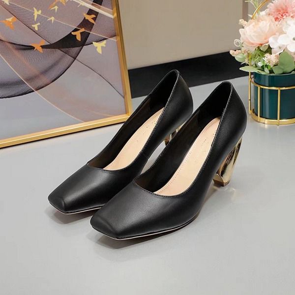 luxury designer dress cds shoes mid-high heels classic letters leather chain diior shoes women party wedding festival high quality, Black
luxury designer dress cds shoes mid-high heels classic letters leather chain diior shoes women party wedding festival high quality, Black