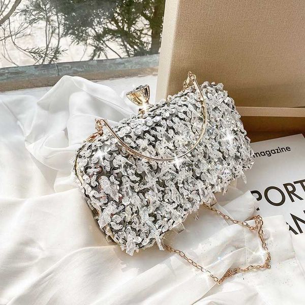 2021 dinner bag string bead sequin famous warm drs hand lady one shoulder cross chain sequin women's bag
2021 dinner bag string bead sequin famous warm drs hand lady one shoulder cross chain sequin women's bag