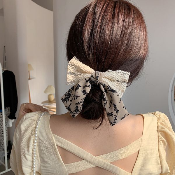 japan and new net red letter bow girl's back head headdress ins hairpin side clip, Slivery;white
japan and new net red letter bow girl's back head headdress ins hairpin side clip, Slivery;white