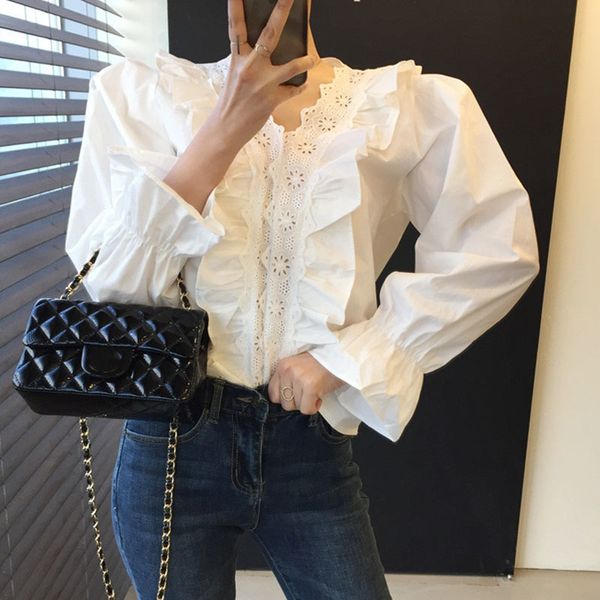 matakawa flare sleeve shirt women korean chic spring lace women blouses crochet v-neck ruffle stitching loose blusas 210513, White
matakawa flare sleeve shirt women korean chic spring lace women blouses crochet v-neck ruffle stitching loose blusas 210513, White