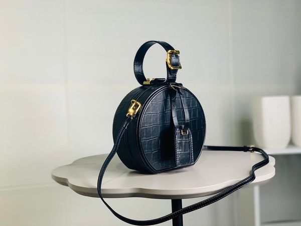 2021 fashion designers womens handbags leather messenger bags luxurys lady shoulder bag classic digram flowers crossbody checkered purses m4
2021 fashion designers womens handbags leather messenger bags luxurys lady shoulder bag classic digram flowers crossbody checkered purses m4