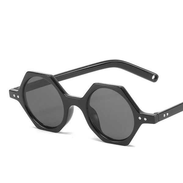 sunglasses 2021 polygon vintage women small frame sun glasses brand designer fashion eyewear lunette de soleil femme, White;black
sunglasses 2021 polygon vintage women small frame sun glasses brand designer fashion eyewear lunette de soleil femme, White;black