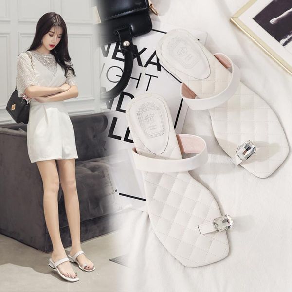 slippers 2021 summer small fragrance rhombic toe rhinestone thick with sandals and fashion women flat shoes beach wild white, Black
slippers 2021 summer small fragrance rhombic toe rhinestone thick with sandals and fashion women flat shoes beach wild white, Black