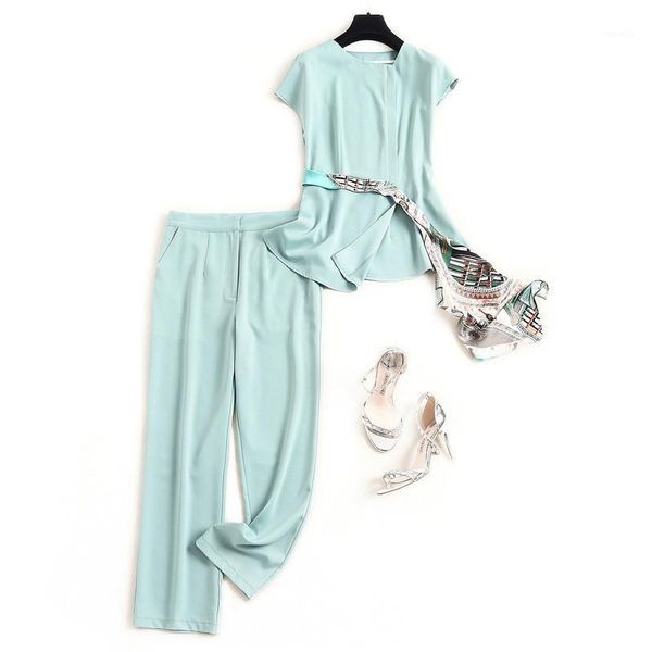 pants fashion 2021 summer 2 piece set women designer short sleeve and suit matching elegant lady outfit women's tracksuits, Gray
pants fashion 2021 summer 2 piece set women designer short sleeve and suit matching elegant lady outfit women's tracksuits, Gray